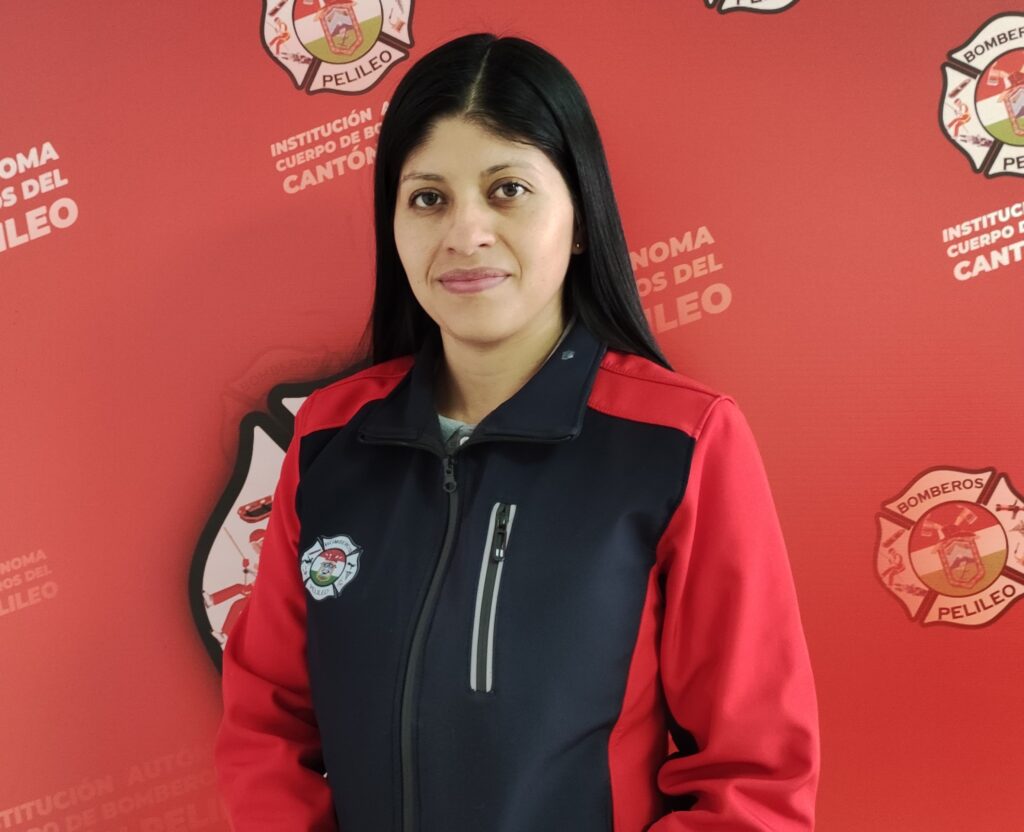 Equipo prevenci n bomberos pelileo